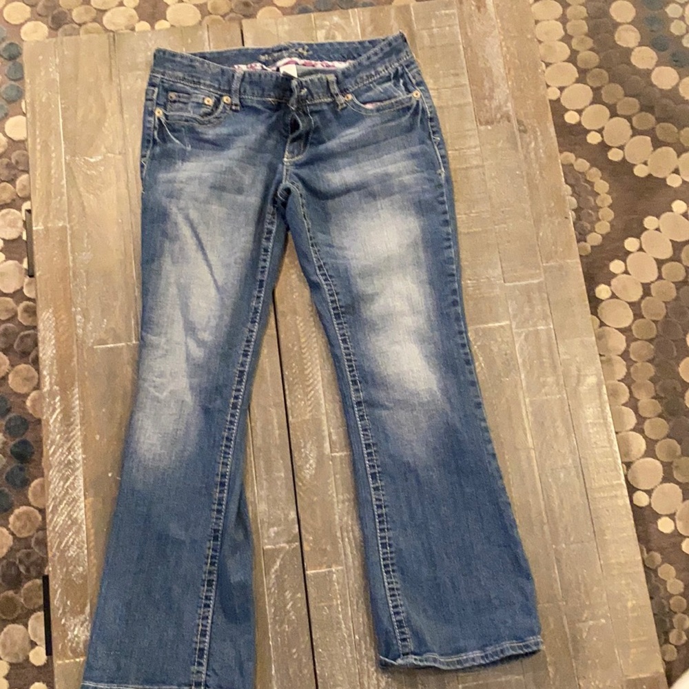 Maurices size 11/12 short jeans